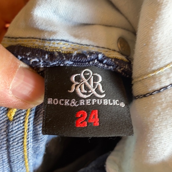 Rock and Republic boot cut jeans size 24 - Picture 3 of 5